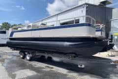 Pontoon boat after service